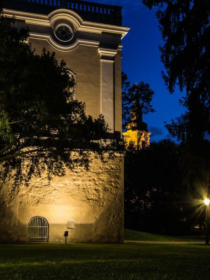 Feliz Apartman Gyula Exteriér fotografie